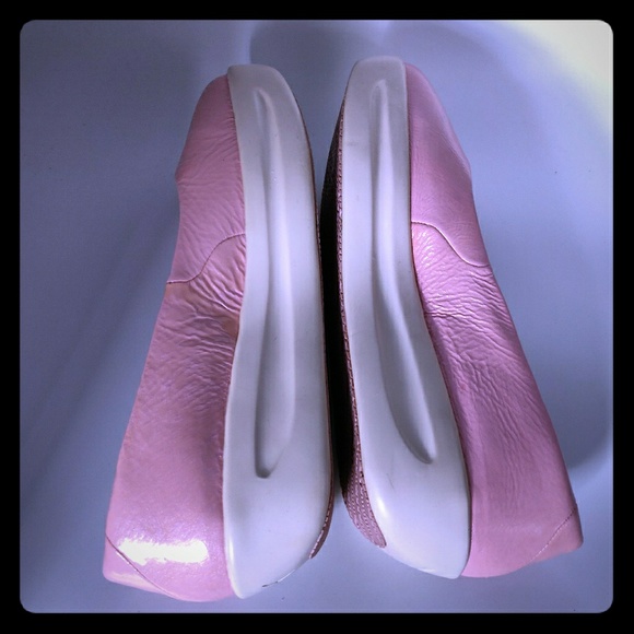 Puma pink leather platform rubber sole slip on - Picture 5 of 8